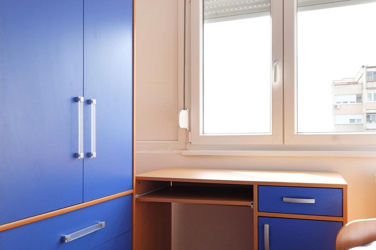 Big Blue Apartment - Belgrado Exterior foto