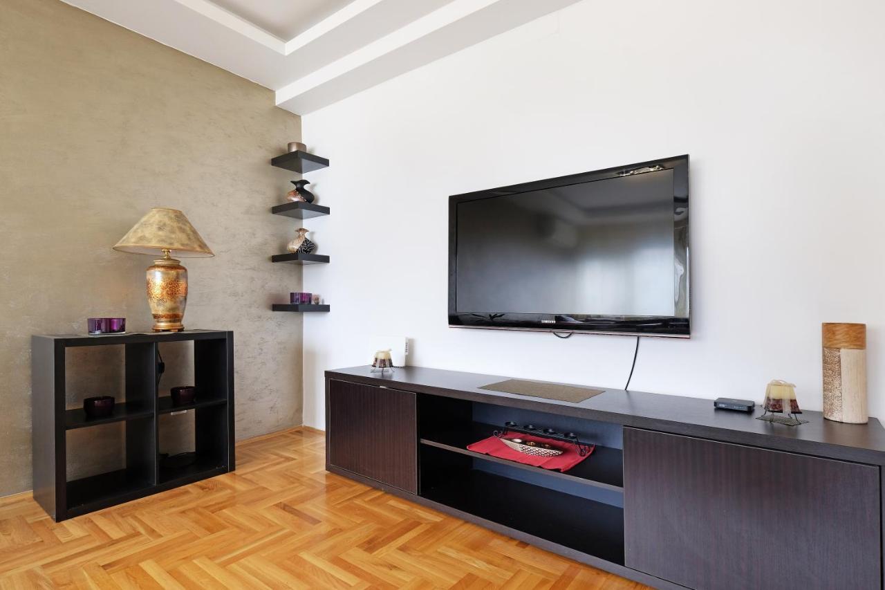 Big Blue Apartment - Belgrado Exterior foto