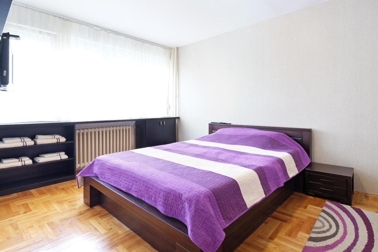 Big Blue Apartment - Belgrado Exterior foto
