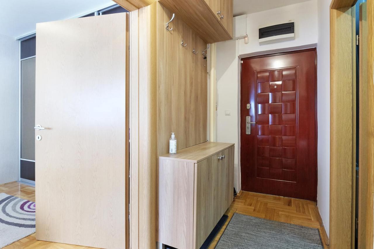 Big Blue Apartment - Belgrado Exterior foto